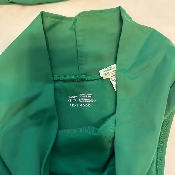 Aerie Green Twist Front Bikini Set - Picture 4 of 6